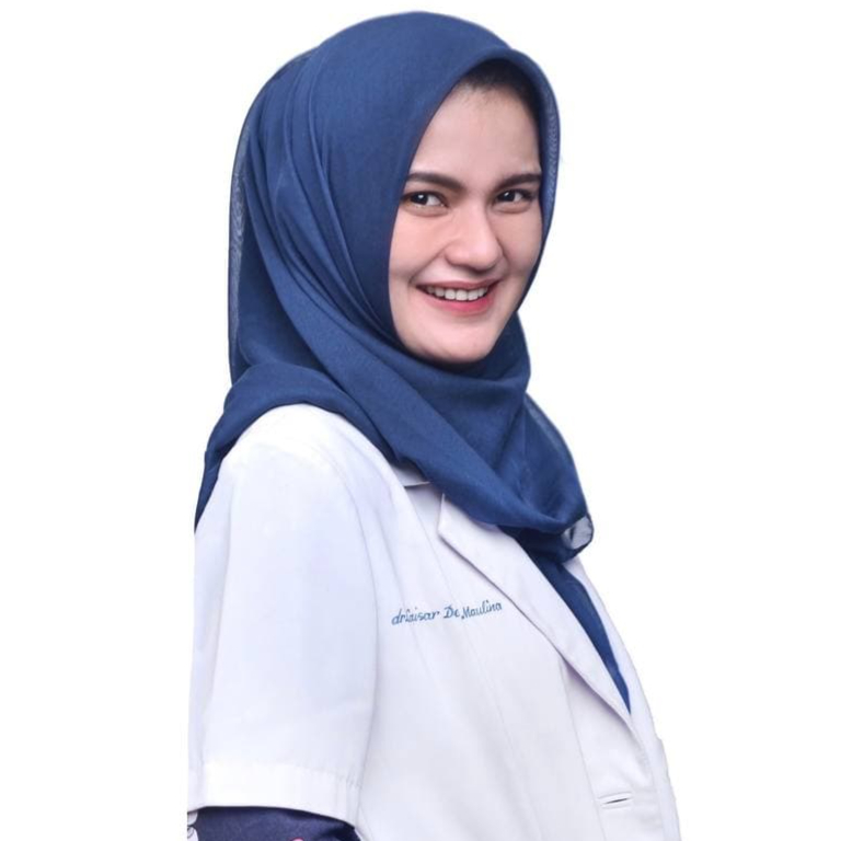 dr. Caisar Dewi Maulina 