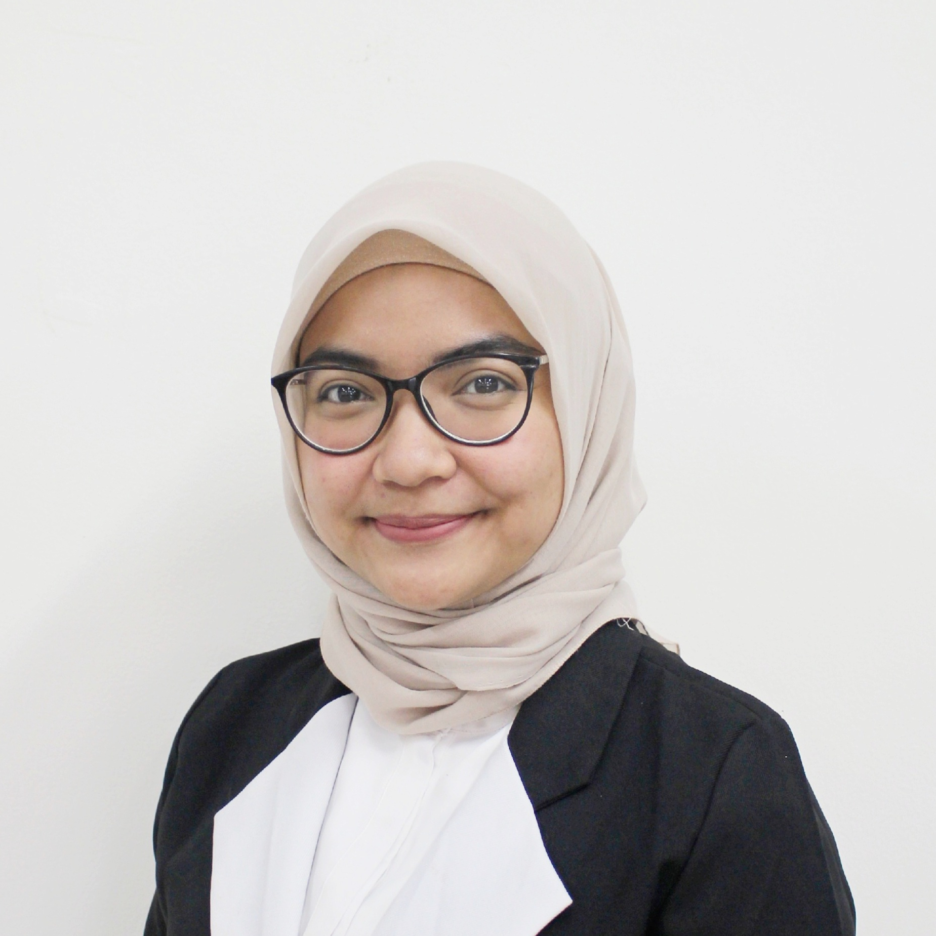 Ananda Zhafira, M.Psi., Psikolog 