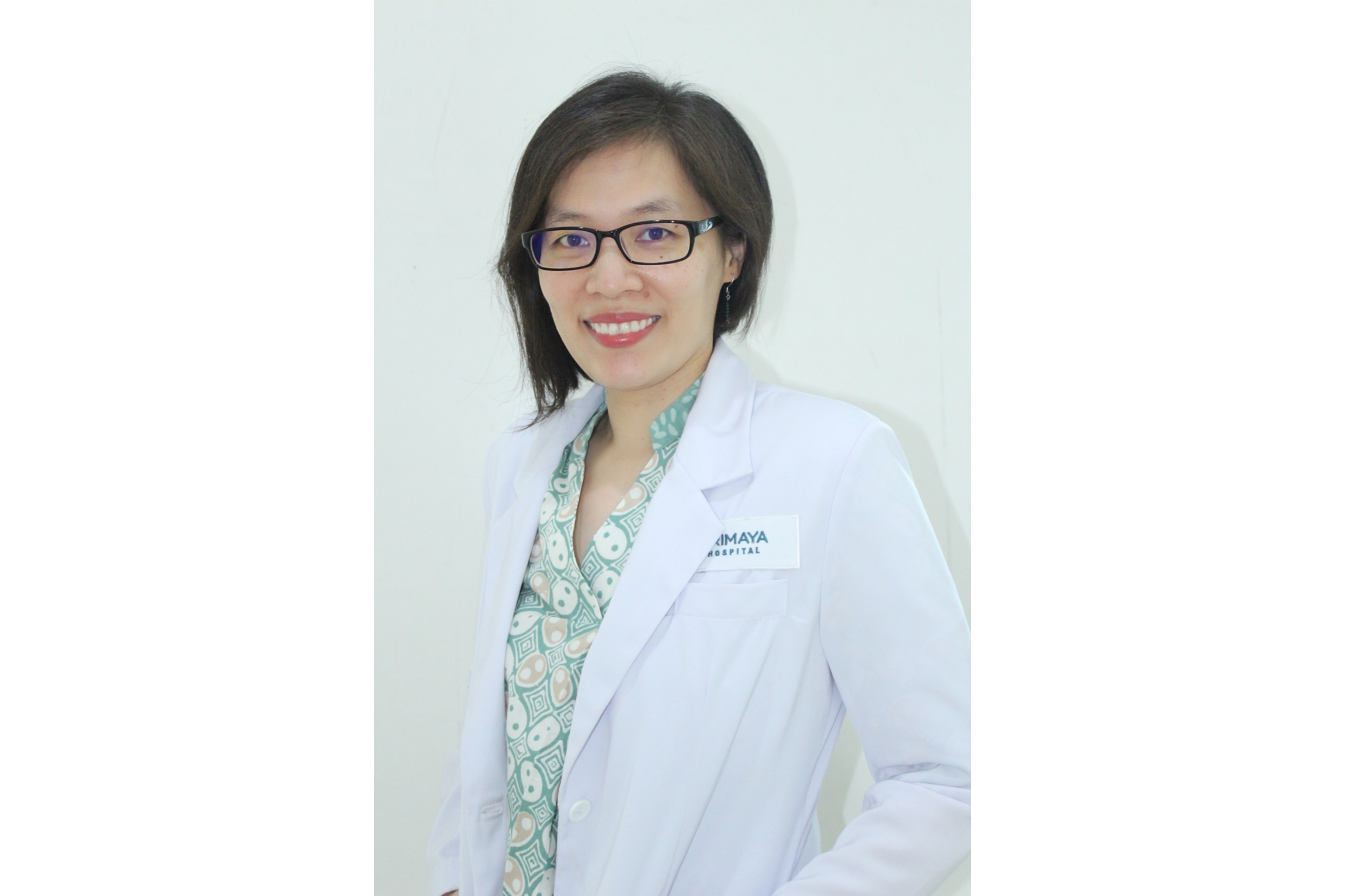 Dr. Monique Carolina Widjaja, MGizi, SpGK 