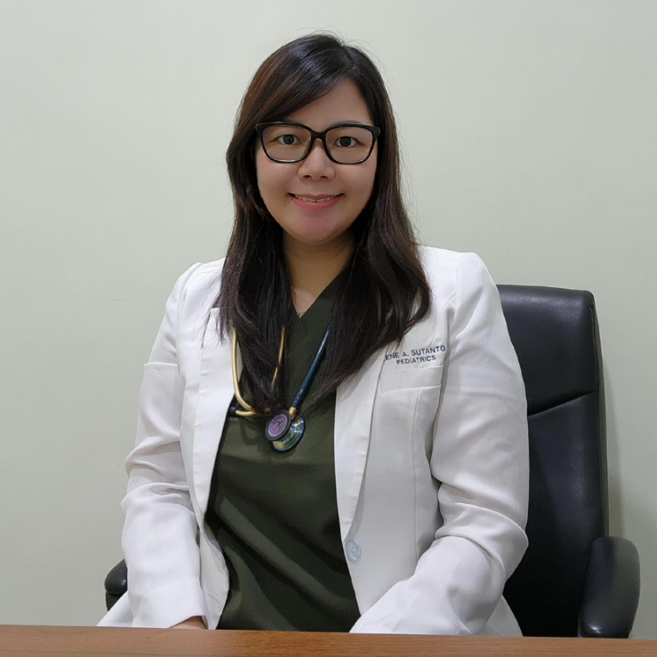 Dr. Marlene Adriani Sutanto., Sp.A 