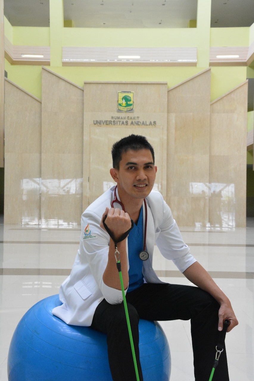 Dr. Putra Rizki Sp.KO 