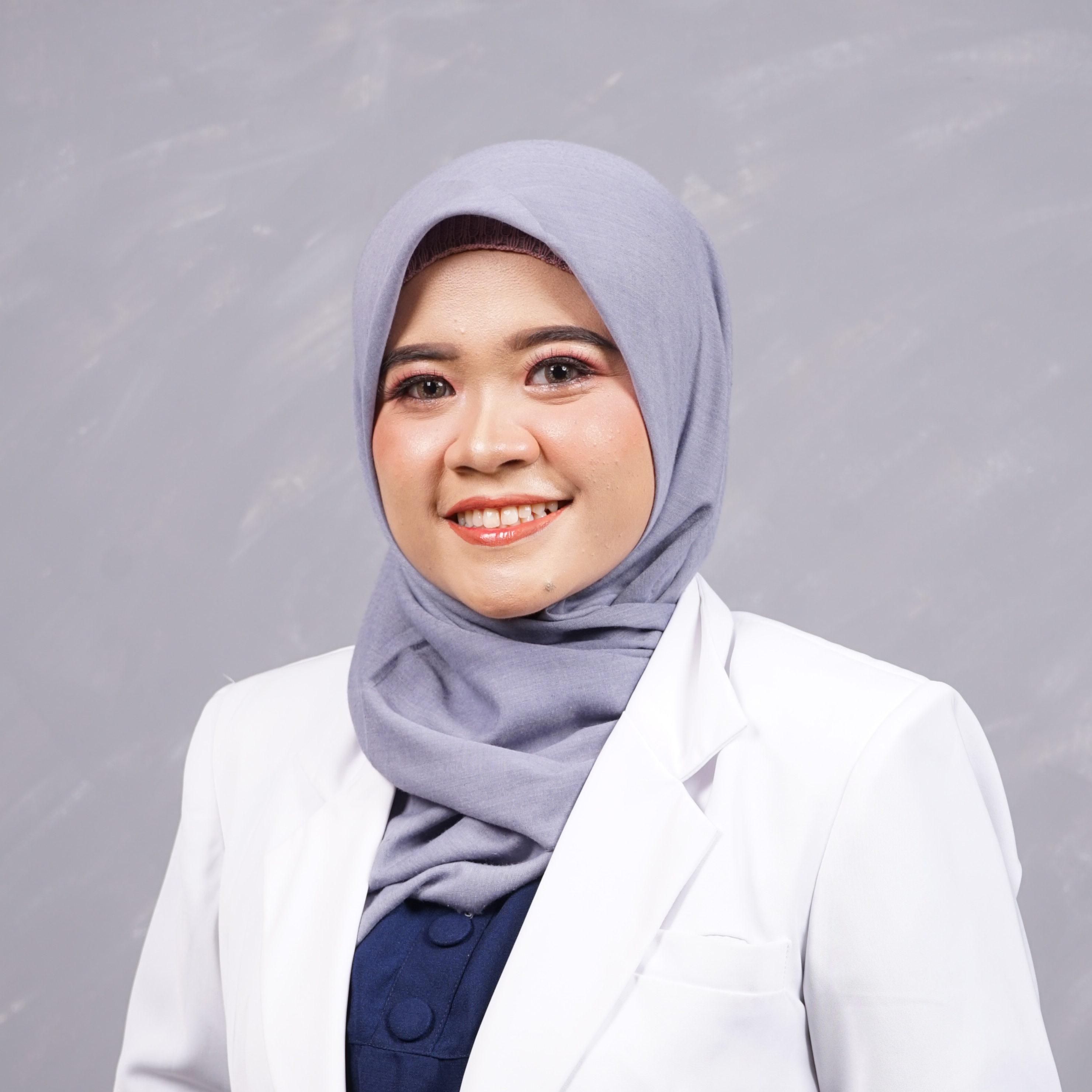 dr. Qotrun Nada 