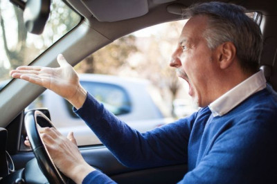 Kebisingan saat Macet dapat Sebabkan Masalah Kesehatan Fisik dan Mental