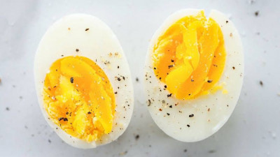 Camilan Kaya Protein yang Membantu Menurunkan Berat Badan