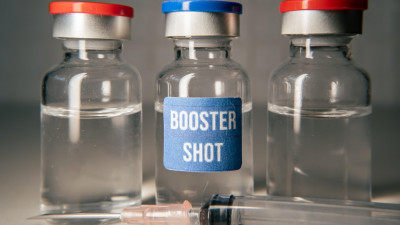 Ini Alasan Kenapa Anda Butuh Vaksin Booster