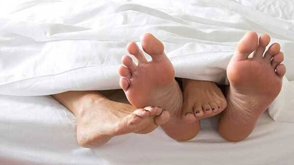 Fakta: Hubungan Seks Bisa Bikin Awet Muda