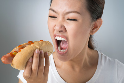 Kebiasaan Makan yang Bisa Lemahkan Sistem Kekebalan Tubuh