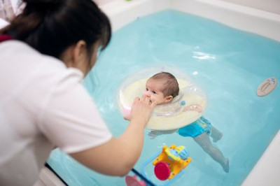 Manfaat Baby Spa Untuk Perkembangan Bayi