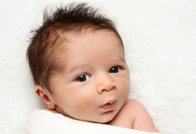 Estrogen Pada Bumil Pengaruhi Rambut Bayi Saat Lahir