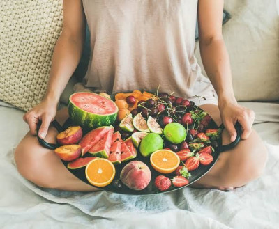 Kesehatan Mental Anda Juga Perlu Makanan yang Tepat