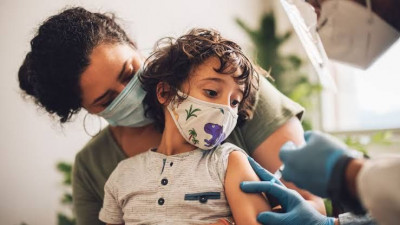 Cek Fakta: Vaksin Sinovac Aman Untuk Bayi Usia 6 Bulan
