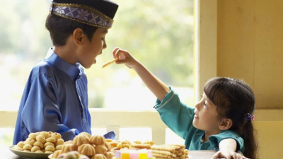 Cara Mudah Mengajarkan Anak Berpuasa Untuk Pertama Kali