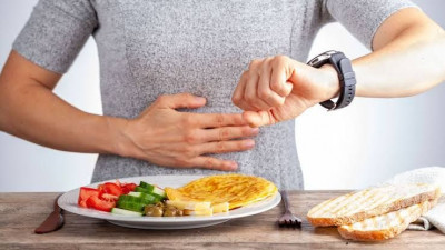 Mengenal Manfaat & Cara Melakukan Diet Intermittent Fasting
