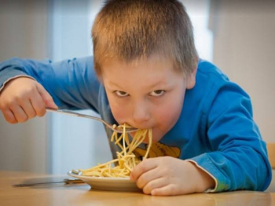 Anak yang Temperamen Dapat Menumbuhkan Kebiasaan Makan yang Tidak Sehat
