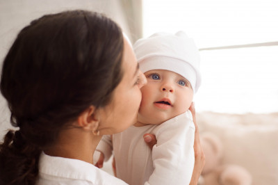 Cara Menghentikan Bayi yang Cegukan