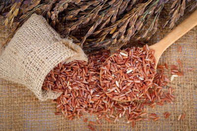 5 Manfaat Mengonsumsi Beras Merah, Tinggi Antioksidan hingga Mengurangi Risiko Kanker