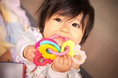 Tanda Tumbuh Gigi Pada Bayi