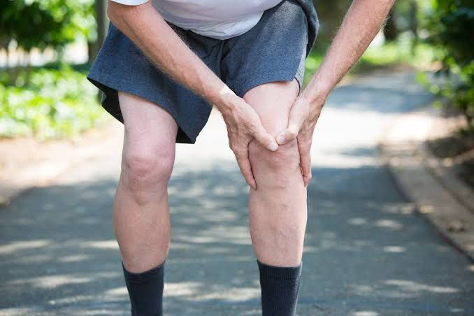 Kenali Pengapuran Sendi Lutut dan Pencegahannya