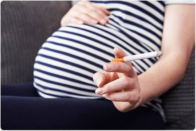 Merokok saat hamil