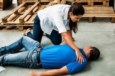 Cara Pertolongan Pertama pada Orang Epilepsi