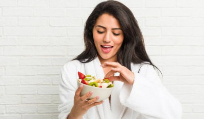 Mau Awet Muda? Yuk Konsumsi Nutrisi Berikut Ini
