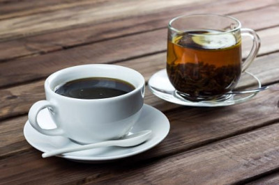 Teh Hitam vs Kopi Hitam: Mana yang Lebih Sehat?