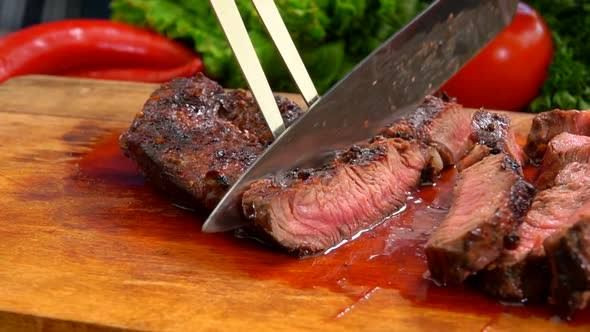 Daging Steak yang Juicy Bisa Berbahaya bagi Kesehatan