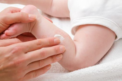 Pentingnya Cegah Kulit Bayi Terbakar Matahari