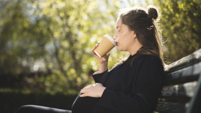 Minum Kopi Saat Hamil, Apakah Aman?