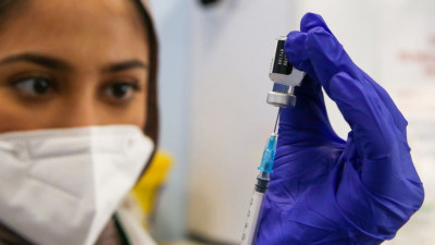 Jeda Pemberian Vaksin Pfizer yang Lebih Lama Hasilkan Lebih Banyak Antibodi