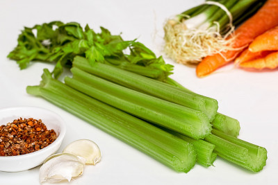 Olah Seledri untuk Diet yang Berhasil