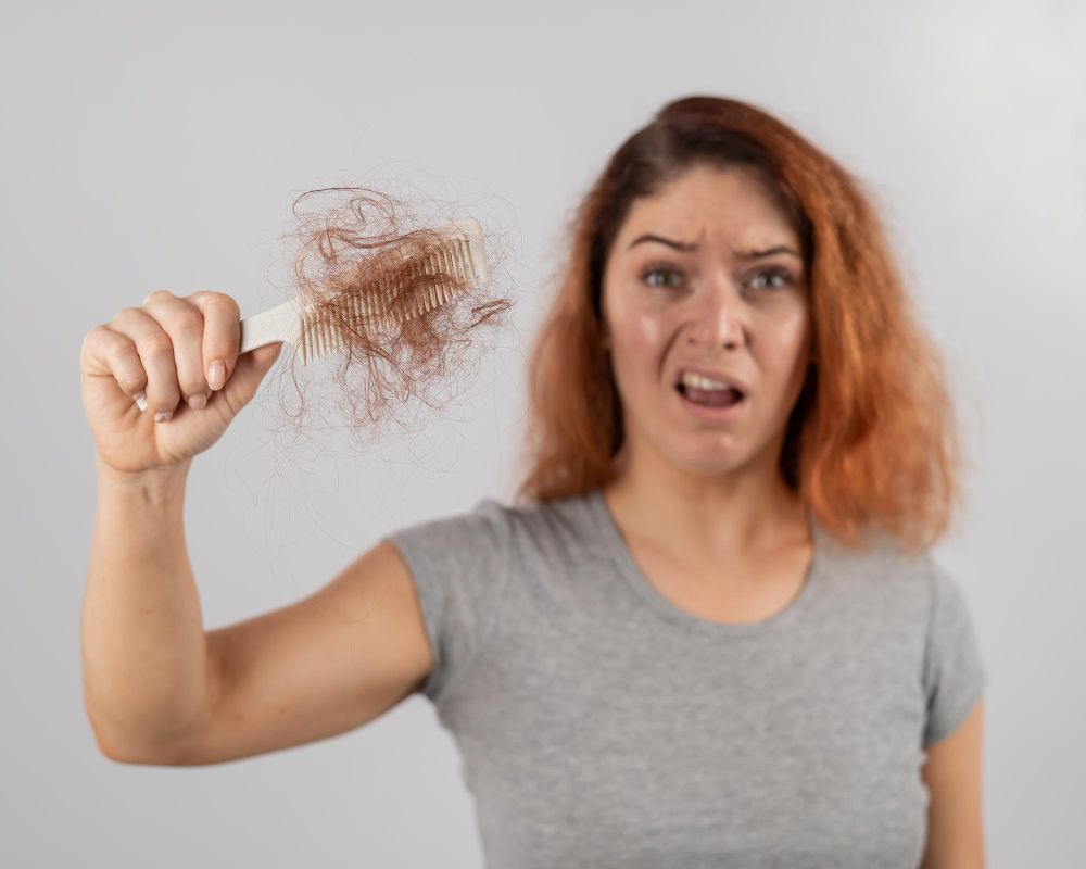 penyebab rambut rontok, cara mengatasi rambut rontok, rambut rontok, penyebab rambut rontok parah, rambut rontok parah, kenapa rambut sering rontok, apa penyebab rambut rontok, yesdok