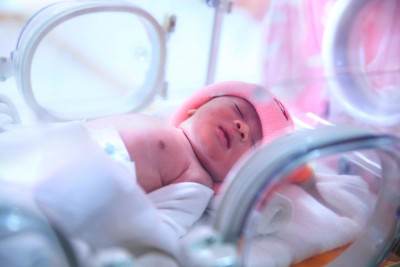 10 CARA MERAWAT BAYI PREMATUR, JADI OBJEK KONTEN, BAYI PREMATUR MENINGGAL!