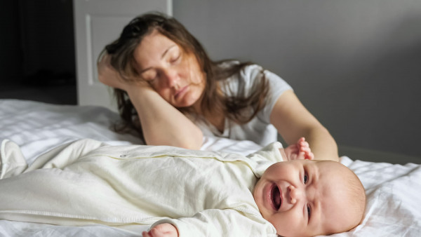 sleepregression, bayi, tidur, siang, malam, gelisah, cemas, rewel