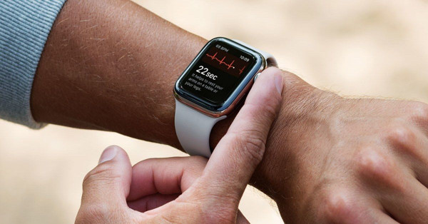 Apple Watch Bakal Bisa Ketahui Gejala Stroke Lebih DIni