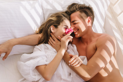 PERLUKAH PASUTRI MELAKUKAN MORNING SEX, SIMAK MANFAATNYA