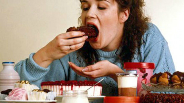 Makan dengan Emosional? Apa Bikin Kenyang?