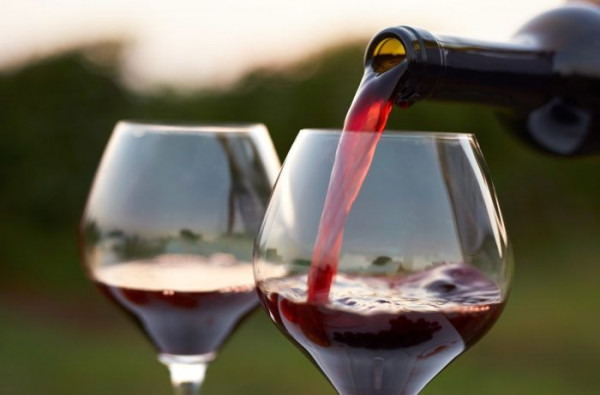 Manfaat Red Wine untuk Bantu Hilangkan Stres