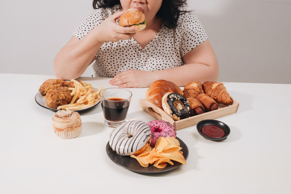 what is binge, binge eating disorder, binge eating disorder adalah, gejala eating disorder, penyebab eating disorder, apa itu eating disorder, yesdok