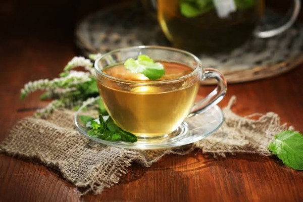 Beragam Teh Herbal yang Bikin Tidur Jadi Nyenyak
