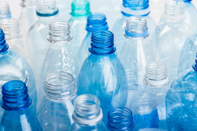 Awas, Jangan Suka Mengisi Ulang Botol Sekali Pakai!