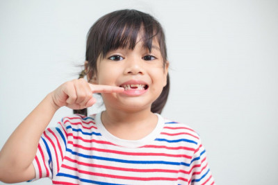 7 FASE TUMBUH GIGI ANAK, MOMS WAJIB TAHU