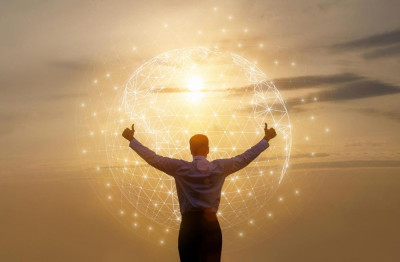 LAW OF ATTRACTION (LOA): MENARIK HARAPAN DENGAN MANIFESTASI, CARI TAHU YUK!