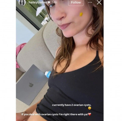 Hailey Bieber Pamerkan Perutnya Membesar, Ungkap Punya 2 Kista Ovarium!