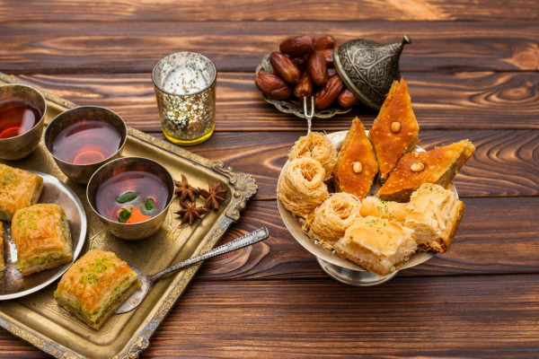 makanan yang manis, makanan manis, makanan manis untuk buka puasa, bahaya makan manis, bahaya makan manis berlebihan, bahaya makanan manis, bahaya berbuka dengan makanan terlalu manis, yesdok
