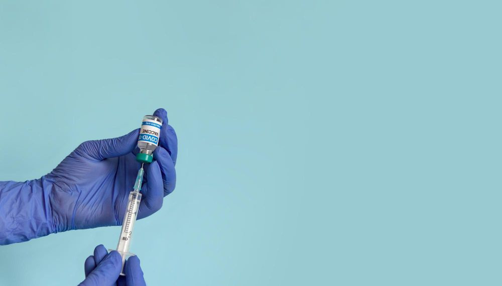 vaksin astrazeneca, astrazeneca vaksin, astrazeneca booster, efek samping vaksin astrazeneca, efek vaksin astrazeneca, vaksin astrazeneca apakah aman, apakah vaksin astrazeneca aman, astrazeneca side effects, yesdok
