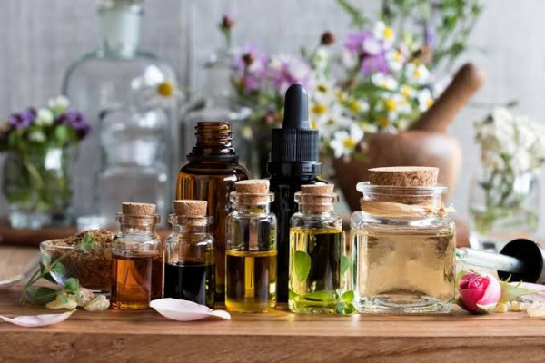 Beragam Khasiat Essential Oil Bagi Tubuh