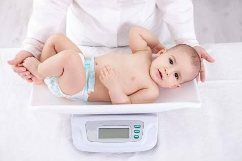 Ini Dia Tumbuh Kembang Ideal Bayi Pada Tahun Pertama