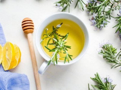 Mengenal Teh Rosemary dan Manfaatnya untuk Kesehatan