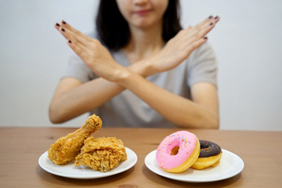 5 MAKANAN HARUS DIHINDARI PENDERITA ASAM URAT 